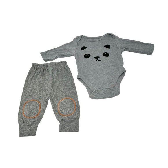 2‎ Baby Outfits - 2 Sweatpants, Long Sleeve Shirt, & Body Suit - Size 0-3 Month - Picture 4 of 7